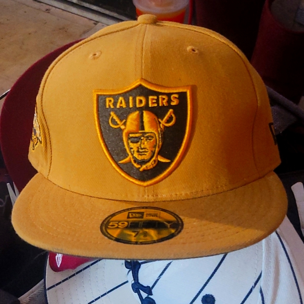 Raiders hat